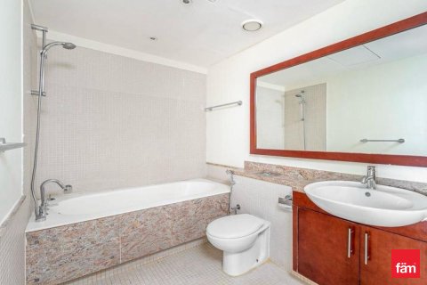 Lägenhet till försäljning i Downtown Dubai (Downtown Burj Dubai), Dubai, UAE 2 sovrum, 138.5 kvm Nr. 659235 - fotografi 12