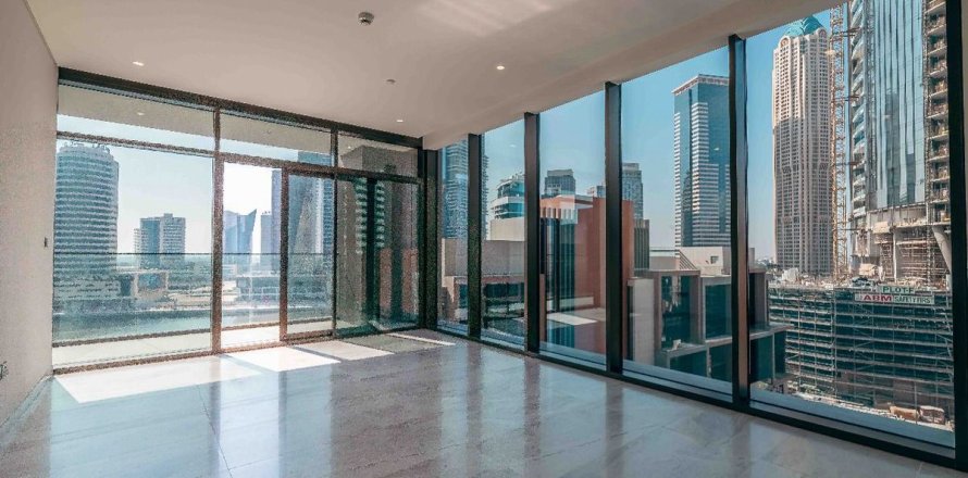 Appartamento a Business Bay, Dubai, EAU 2 camere da letto, 127.8 mq. № 659240