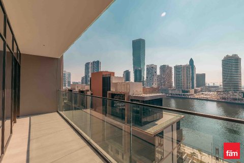 דירה למכירה ב Business Bay, Dubai, איחוד האמירויות 2 חדרי שינה, 127.8 מ"ר, מספר 659240 - תמונה 1