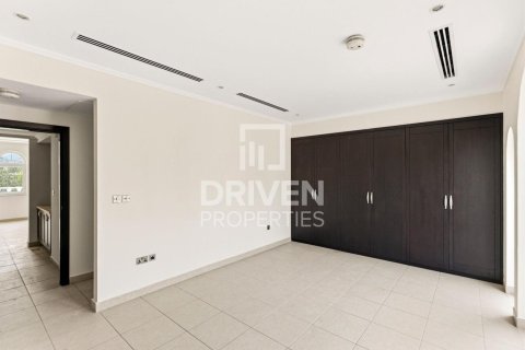 Vila di Jumeirah Park, Dubai, UAE 3 bilik tidur, 541.16 meter persegi № 757238 - foto 7