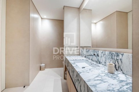 Зняти в оренду квартиру в Джумейра, Дубай, ОАЕ 3 спальні, 198.63м2, № 757239 - фото 15
