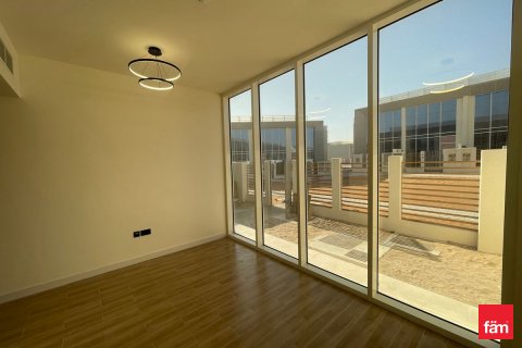 Villa in Dubai, UAE 3 bedrooms, 105.7 sq.m. № 635765 - photo 4