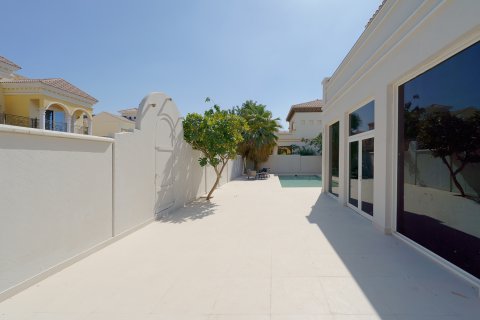Vila u gradu The Villa, Dubai, UAE 5 spavaće sobe, 791.07 m2 Br. 748970 - Slika 20