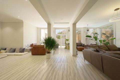 Vila u gradu The Villa, Dubai, UAE 5 spavaće sobe, 791.07 m2 Br. 748970 - Slika 3