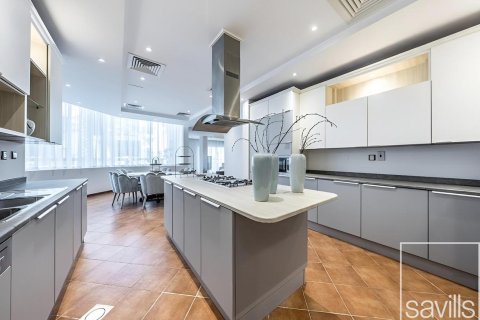 Villa til leie i Umm Suqeim, Dubai, Emiratene 5 soverom, 3716.03 kvm Nr. 747897 - Foto 3