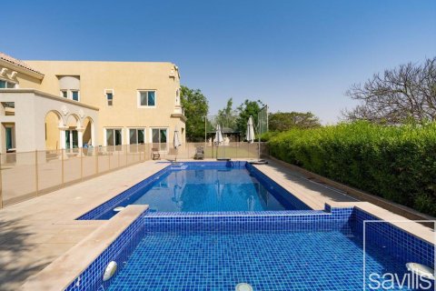 Villa zur Miete in Dubai Sports City, Dubai, VAE 6 Schlafzimmer, 1474.93 m2 Nr. 747870 - Foto 12