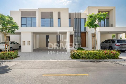 Városi lakóépület itt: The Valley, Dubai, EAE, 3 hálószoba, 189 m², azonosító: 684259