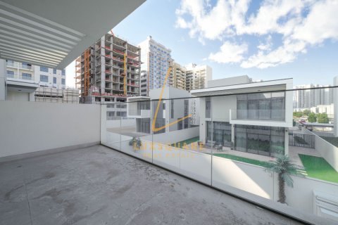 Villa sa Al Furjan, Dubai, UAE 4 silid-tulugan, 548 sq.m. № 720044 - larawan 23