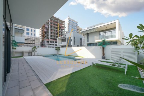 Villa sa Al Furjan, Dubai, UAE 4 silid-tulugan, 548 sq.m. № 720044 - larawan 15