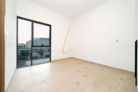 Villa sa Al Furjan, Dubai, UAE 4 silid-tulugan, 548 sq.m. № 720044 - larawan 11