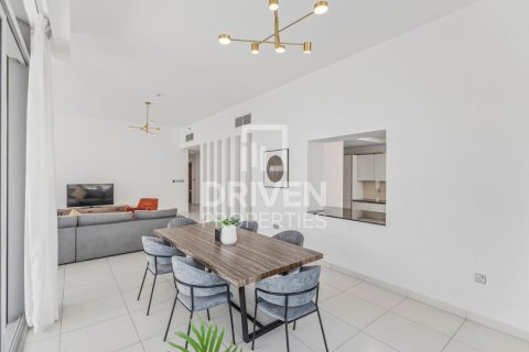 Appartamento in affitto a Al Satwa, Dubai, EAU 3 camere da letto, 222.97 mq. № 745164 - foto 4