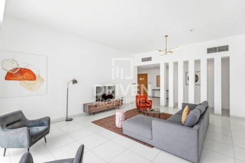 Appartamento in affitto a Al Satwa, Dubai, EAU 3 camere da letto, 222.97 mq. № 745164 - foto 7
