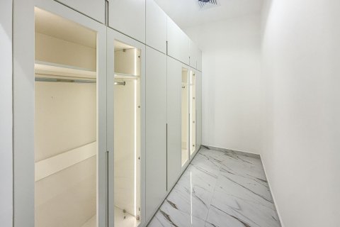 Vilë në Dubai, Emiratet e Bashkuara Arabe 5 dhoma gjumi, 743.22 m2. № 759853 - Foto 11