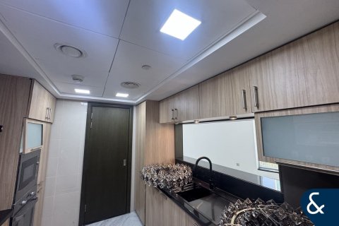 Зняти в оренду квартиру в Даунтаун Дубай (Даунтаун Бурдж Дубай), ОАЕ 2 спальні, 115м2, № 685357 - фото 6