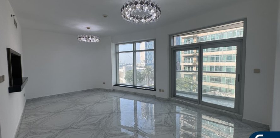 Пәтер THE LOFTS, Даунтаун Дубай (Даунтаун Бурдж Дубай), БАӘ-да 2 жатын бөлмелер, 115 м² № 685357