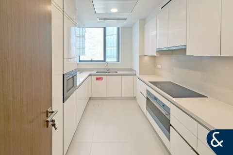 Dzīvoklis CANAL FRONT RESIDENCES Al Safa, Dubaijā, AAE 3 istabas, 195 m2 Nr. 685369 - attēls 3