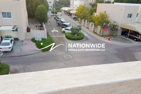 Купить виллу в Абу-Даби, ОАЭ 3 спальни, 174м2, № 669358 - фото 14