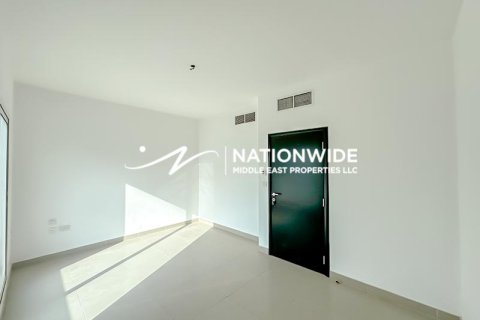 Купить виллу в Абу-Даби, ОАЭ 3 спальни, 174м2, № 669358 - фото 10