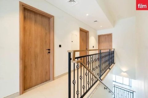 Casa urbana para arrendamento em Dubai, EAU 4 quartos, 144.1 m2 № 758368 - foto 7