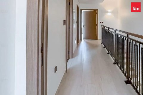 Casa urbana para arrendamento em Dubai, EAU 4 quartos, 144.1 m2 № 758368 - foto 6