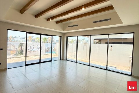 Vila u gradu Dubai, UAE 6 spavaće sobe, 462.6 m2 Br. 758372 - Slika 4