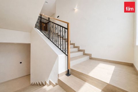 Villa til leie i Dubai, Emiratene 6 soverom, 462.6 kvm Nr. 758372 - Foto 12