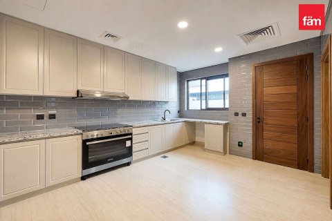Villa til leie i Dubai, Emiratene 6 soverom, 462.6 kvm Nr. 758372 - Foto 10