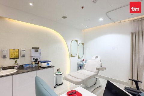 Müüa pood asukohaga Dubai, AÜE: 297.8 m² Nr 655930 - pilt 13