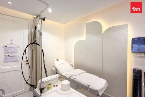 Müüa pood asukohaga Dubai, AÜE: 297.8 m² Nr 655930 - pilt 22