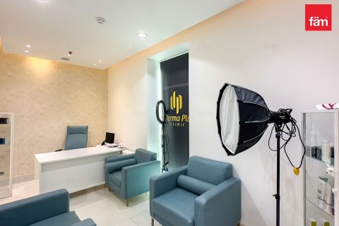 Müüa pood asukohaga Dubai, AÜE: 297.8 m² Nr 655930 - pilt 11