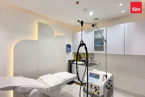 Müüa pood asukohaga Dubai, AÜE: 297.8 m² Nr 655930 - pilt 28