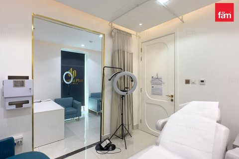 Müüa pood asukohaga Dubai, AÜE: 297.8 m² Nr 655930 - pilt 16