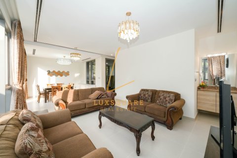 Βίλα σε Dubai Hills Estate, Dubai, ΗΑΕ 5 υπνοδωμάτια, 456 τ.μ. Αρ. 658795 - φωτογραφία 6