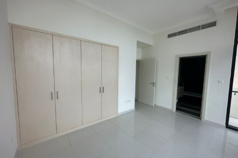 Villa en venta en DAMAC Hills (Akoya by DAMAC), Dubai, EAU 3 dormitorios, 255 m2 № 658740 - foto 12