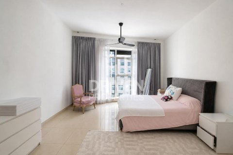 Appartement à louer à Dubai Marina, Dubai, EAU 3 chambres, 237.92 m2 № 746569 - photo 10