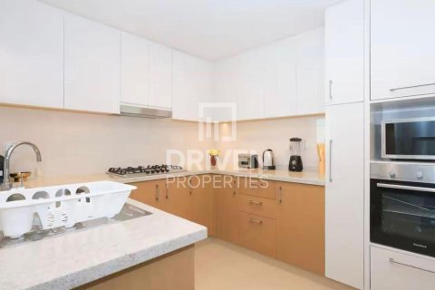 Apartman u Downtown Dubai (Downtown Burj Dubai), Dubai, UAE 2 spavaćih soba, 123.75 m2 Br. 746567 - fotografija 3
