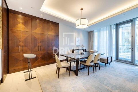Apartmen di Downtown Dubai (Downtown Burj Dubai), Dubai, UAE 2 bilik tidur, 157.84 meter persegi № 746571 - foto 8