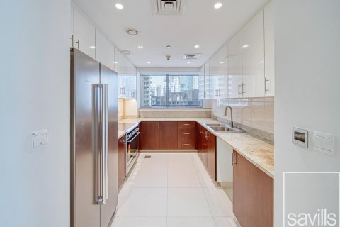 Apartament në Downtown Dubai (Downtown Burj Dubai), Dubai, Emiratet e Bashkuara Arabe 2 dhoma gjumi, 155 m2. № 638026 - Foto 4