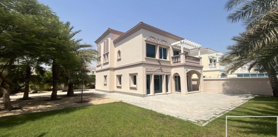 Villa Jumeirah Village Triangle, Dubaijā, AAE 2 istabas, 660.45 m2 Nr. 747572