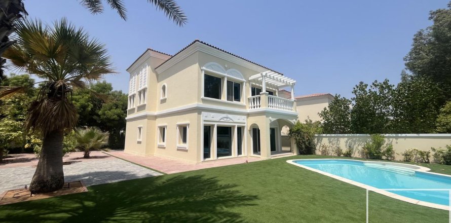 Вилла Jumeirah Village Triangle, Дубай, БАӘ-да 2 жатын бөлмелер, 639.17 м² № 747571
