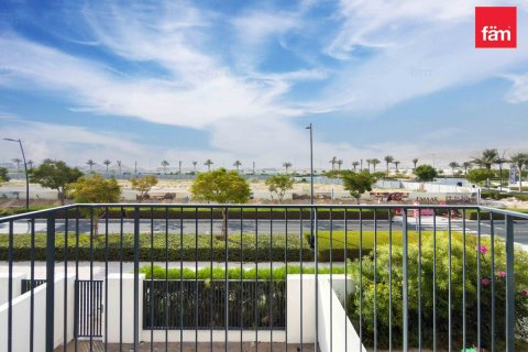 Villa te huur in Dubai, VAE 3 slaapkamers, 174 vr.m., nr 738618 - foto 21