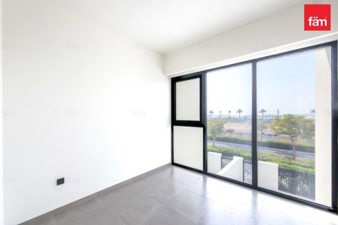 Villa te huur in Dubai, VAE 3 slaapkamers, 174 vr.m., nr 738618 - foto 8