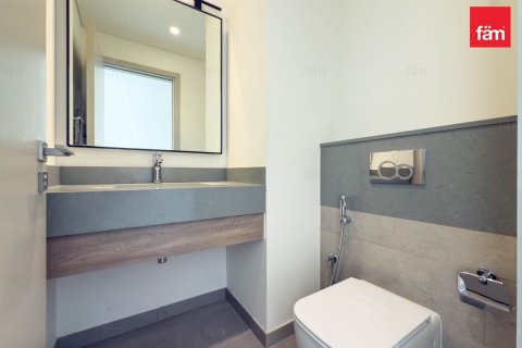 Villa te huur in Dubai, VAE 3 slaapkamers, 174 vr.m., nr 738618 - foto 19