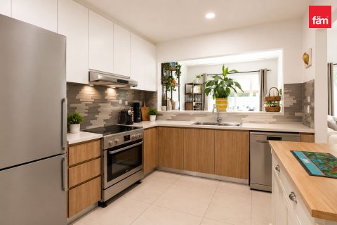 Villa till försäljning i Dubai, UAE 3 sovrum, 182.1 kvm Nr. 738619 - fotografi 6