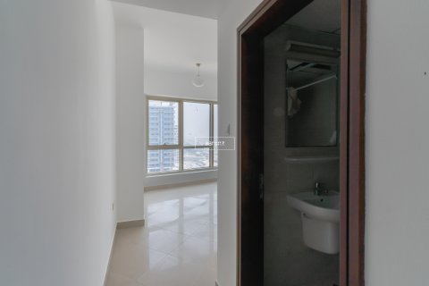 Apartment in Jumeirah Lake Towers, Dubai, UAE 3 bedrooms, 143.8 sq.m. № 634958 - photo 6
