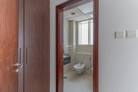 Apartment in Jumeirah Lake Towers, Dubai, UAE 3 bedrooms, 143.8 sq.m. № 634958 - photo 12