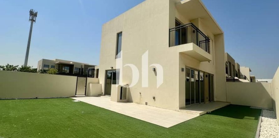 Radhus i Arabian Ranches 2, Dubai, UAE 4 sovrum, 205 kvm Nr. 643727