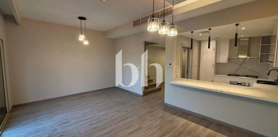 Radhus i Jumeirah Golf Estates, Dubai, UAE 2 sovrum, 134 kvm Nr. 643729