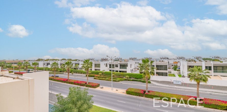 Villa sa Dubai, UAE 5 silid-tulugan, 234 sq.m. № 661050