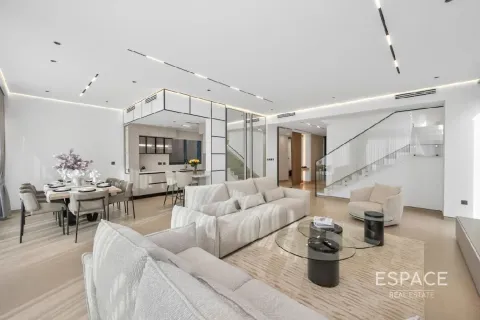 Villa in vendita a Tilal Al Ghaf, Dubai, EAU 5 camere da letto, 409 mq. № 661052 - foto 3